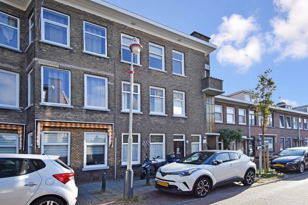 Medium property photo - Van den Berghstraat 6A, 2522 ZP Den Haag